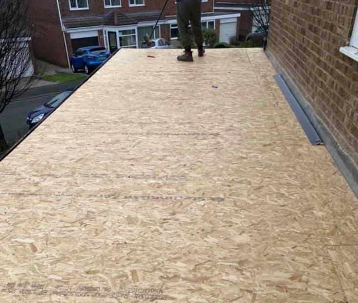 Commercial flat roofing